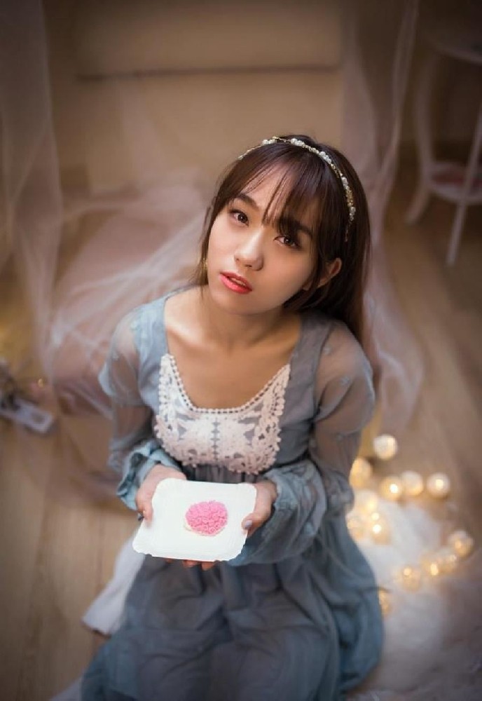 丽江私人导游艺术模特乌幼旋小姐姐-美文
