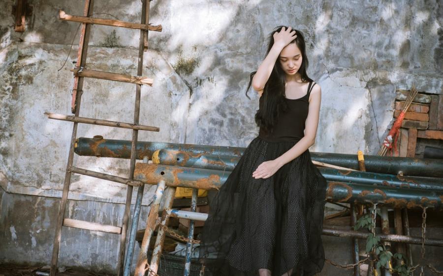 西安陪游直播璩千凡小姐姐-美文