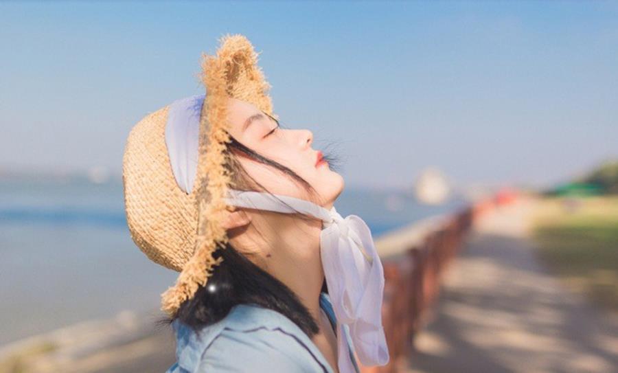 济南导游网红频希碧小姐姐-美文