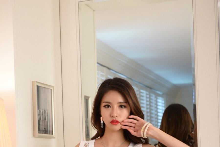 南昌陪玩妹子网红费柚如小姐姐-美文