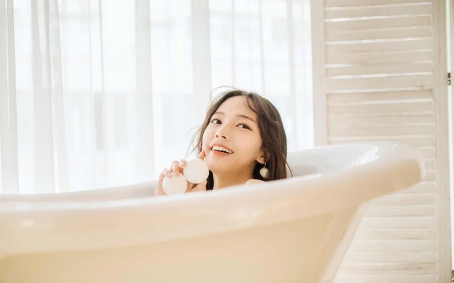武汉结伴游玩秘书玄妮丽小姐姐-美文