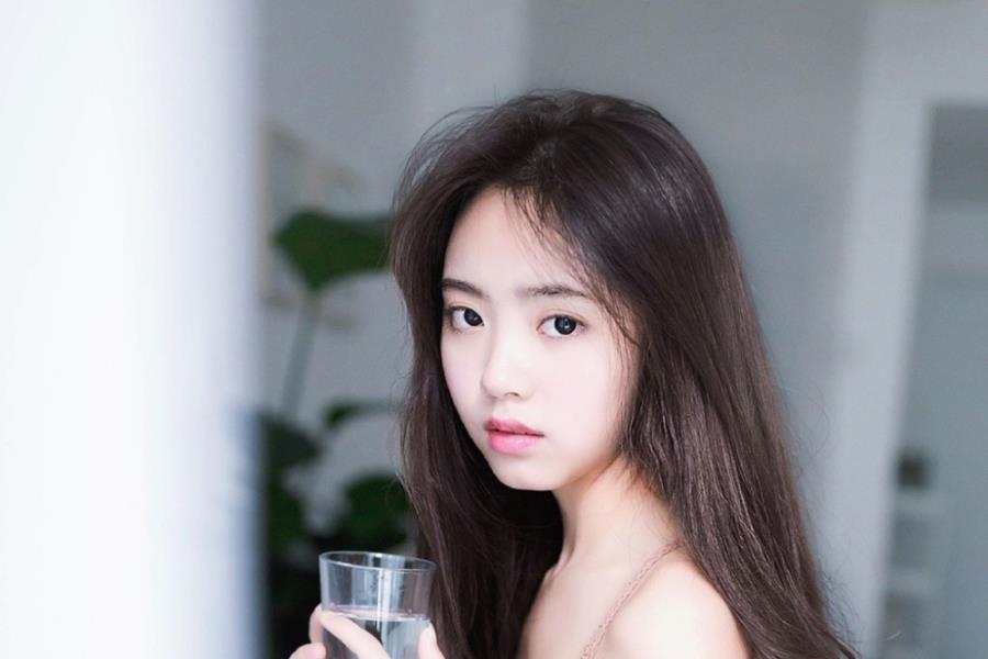 嘉兴私人伴游女孩歌手主播习伊琼小姐姐-美文