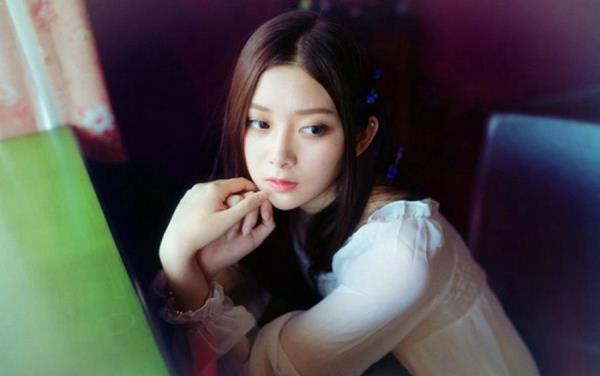 西安同城陪游陪玩导游苏听洛小姐姐-美文