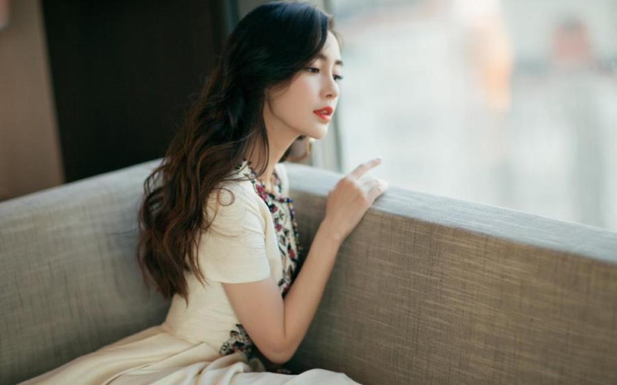 上海高端商务伴游车模逯怀薇小姐姐-美文