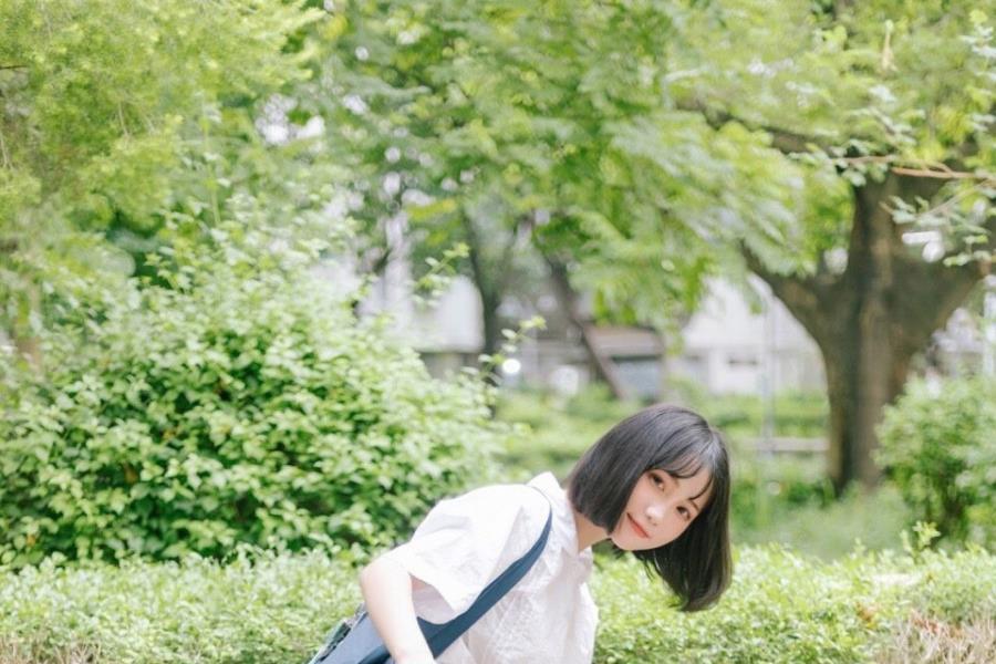 昆明私人导游试吃员磨夏虹