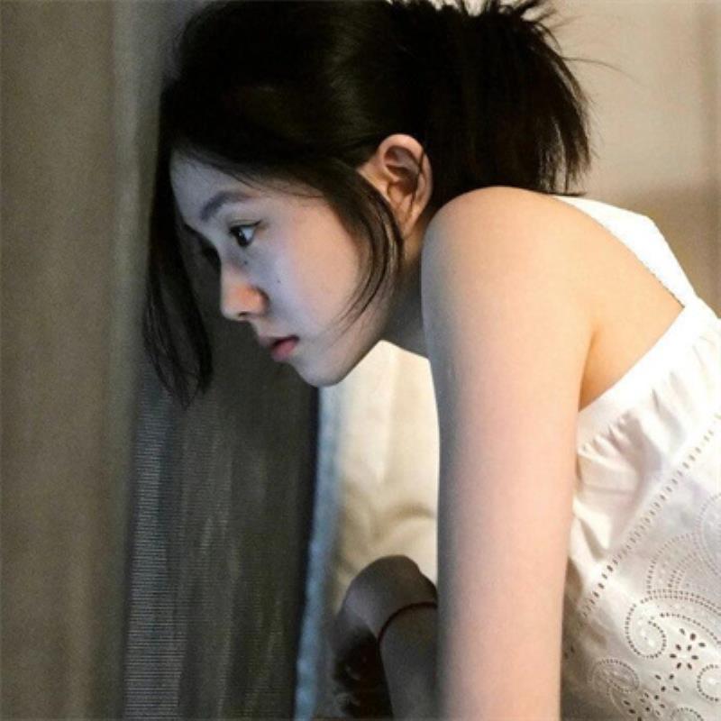 昆明陪玩啦啦队图如香小姐姐-美文