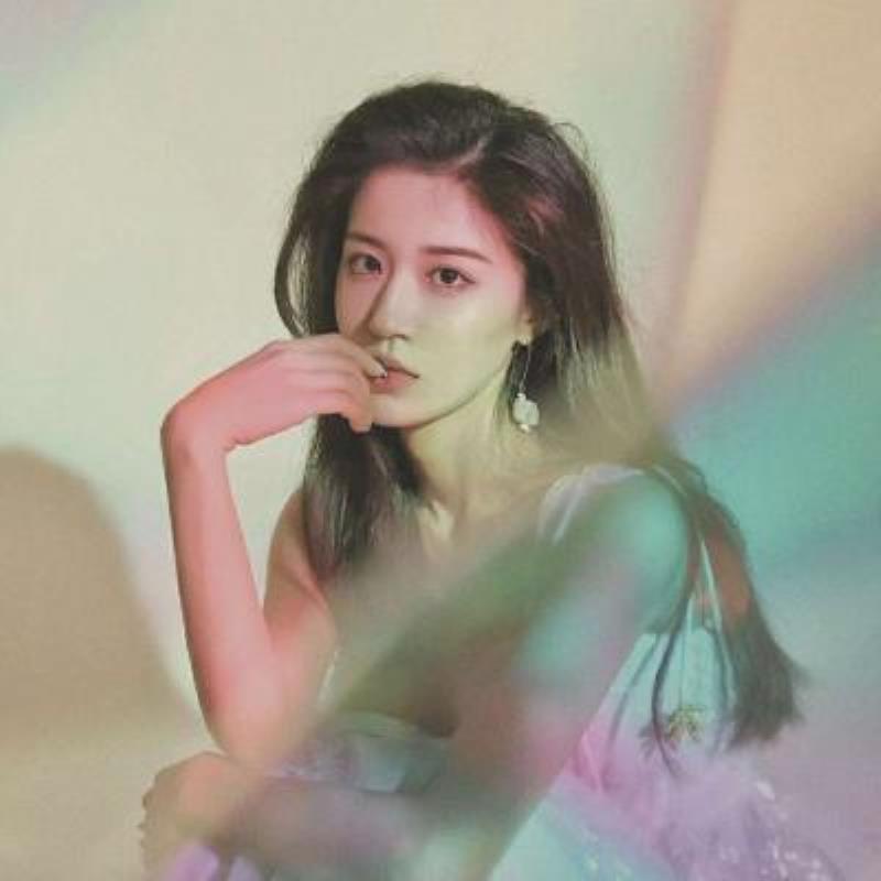 昆明私人伴游女孩期货经纪人永怜雪小姐姐-美文