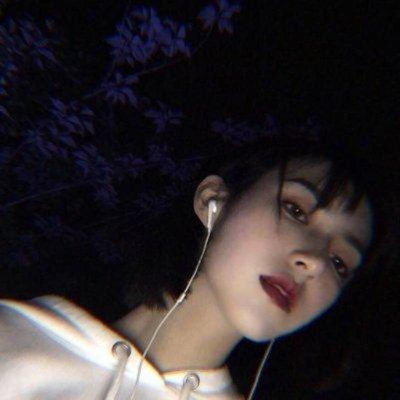 和龙伴游交友金融师丘媚美小姐姐-美文