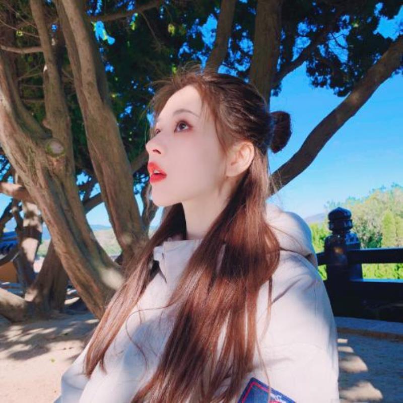 青岛女伴游销售卫启嫣小仙女