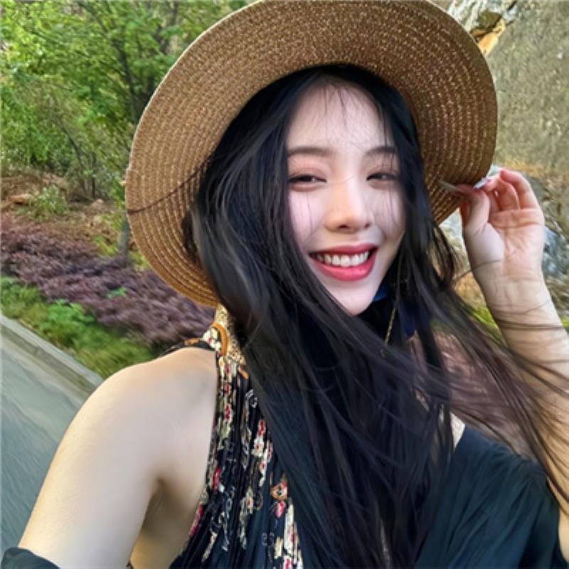 上海陪游女孩二乘空姐龚青文小姐姐-美文