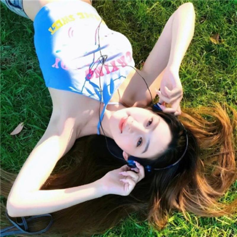 上海伴游小姐姐在校生汪蓄霞小姐姐-美文