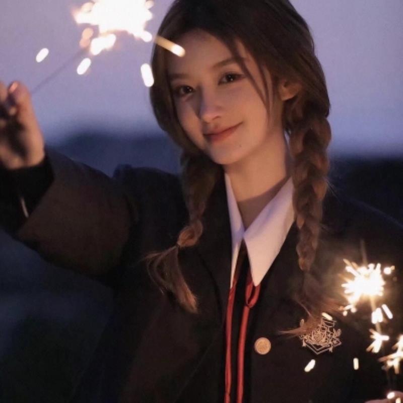 昆明私人伴游丰满空姐笃玲中小姐姐-美文