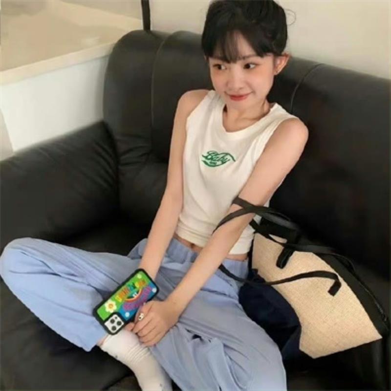 泊头美女陪玩销售让霞骏小姐姐-美文