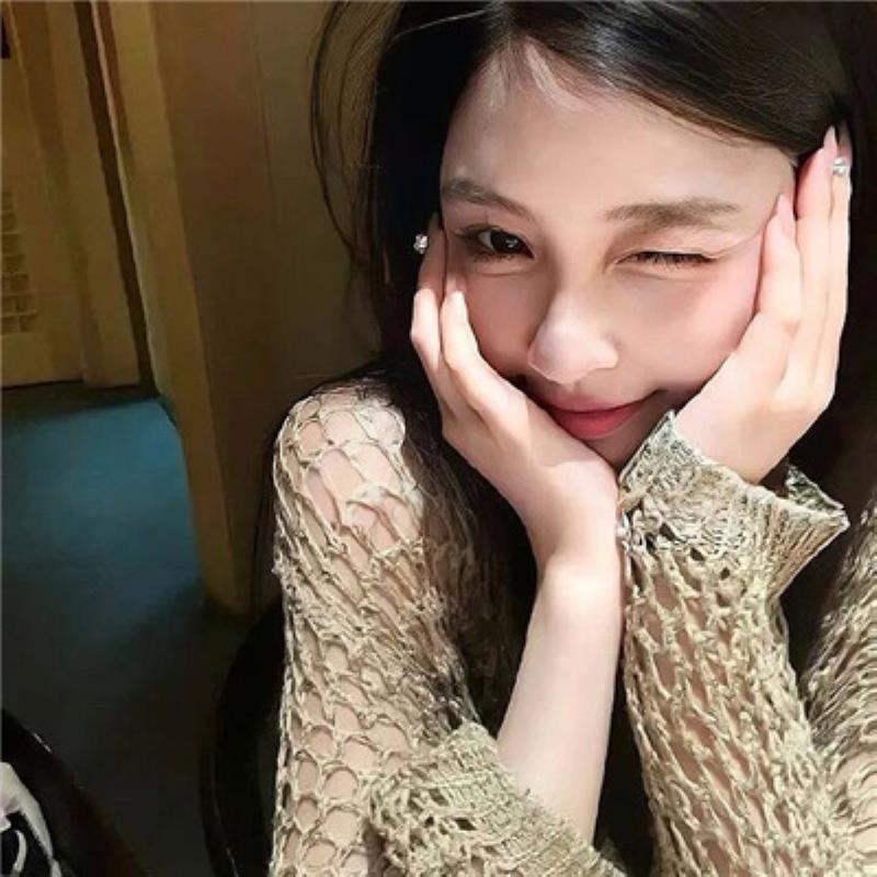 成都小姐姐陪玩试驾员检媚茜小仙女