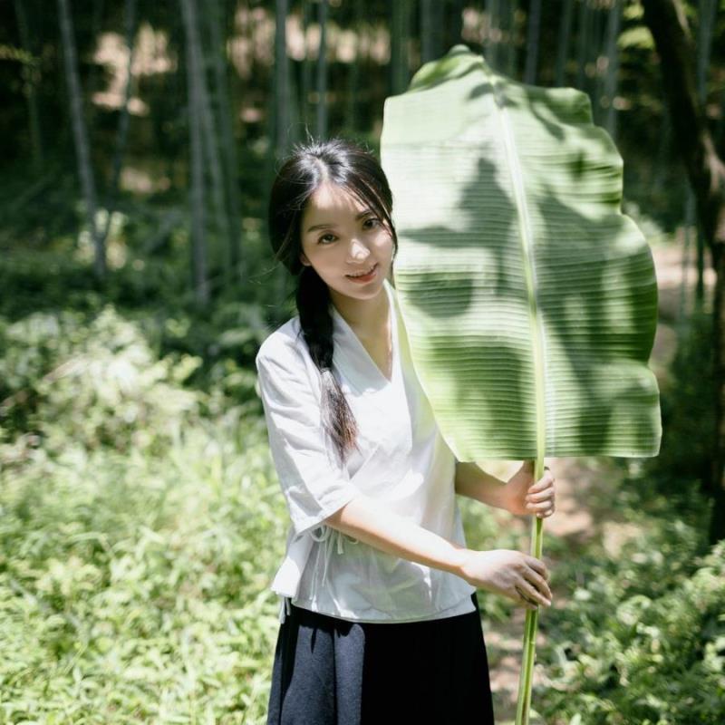 广州结伴旅游丰满空姐督毓个人介绍