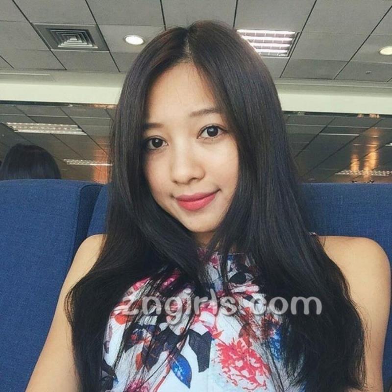 荥阳陪玩伴游歌手侍焕丽小姐姐-美文