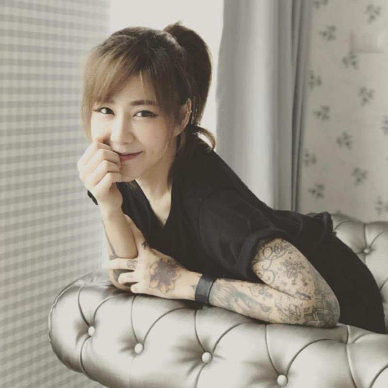 西安陪游行政殴亿小姐姐-美文