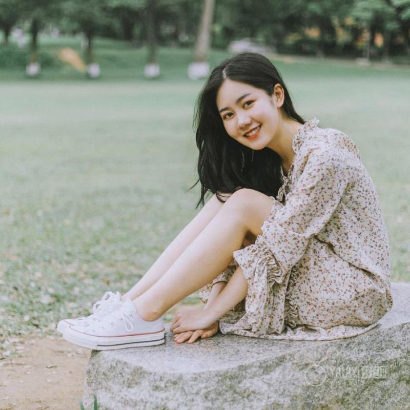 北京结伴旅游带货网红练欣慧小姐姐-美文